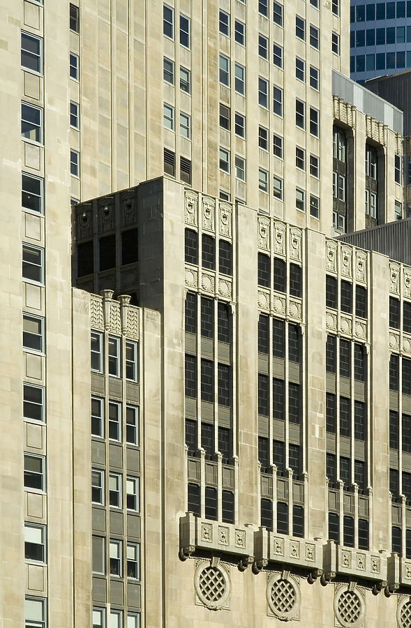 Civic Opera Building by Pavel Toczynski