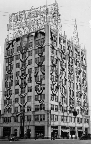 Landmark Plaza