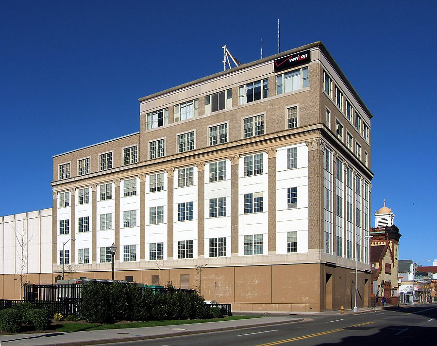 Verizon Building by John Cahill