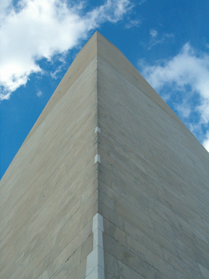Washington Monument by Rodney Gunn