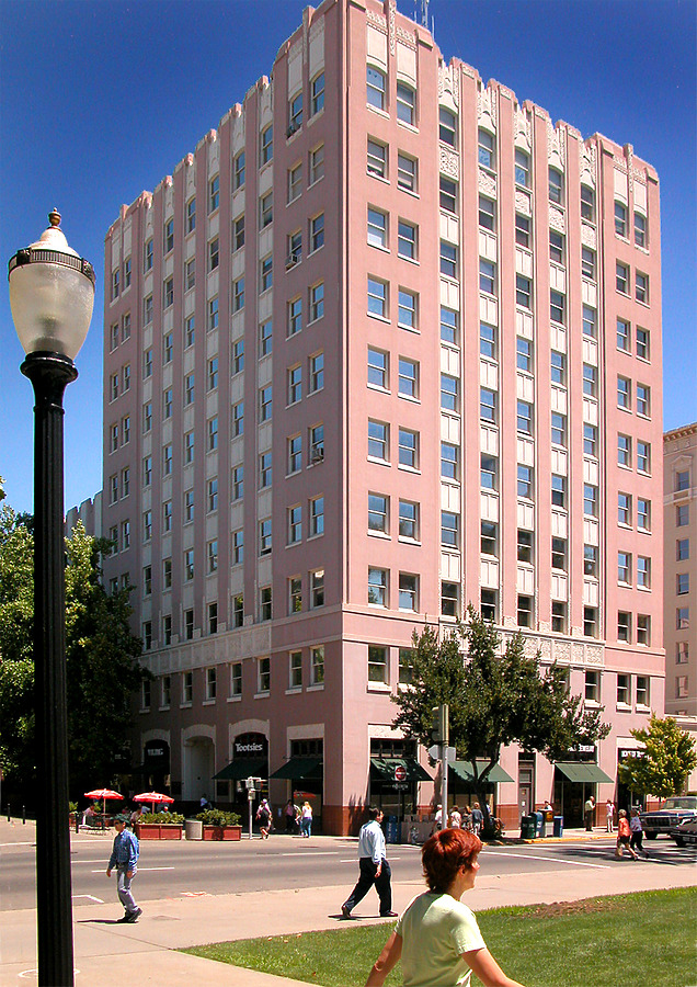 Medical-Dental Building by Jim Schwartz