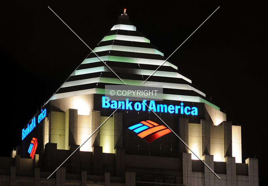 Bank of America Plaza by Jorge Molina