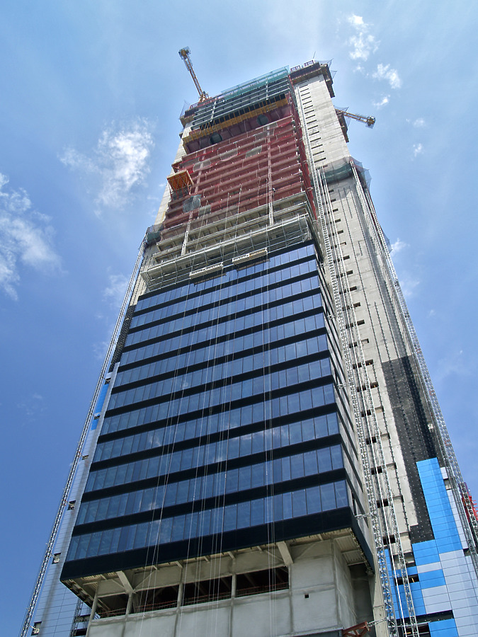 Torre Caja Madrid by Cesar Serrano