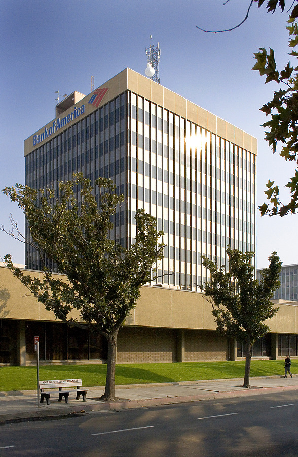 Bank of America Building by Jim Schwartz