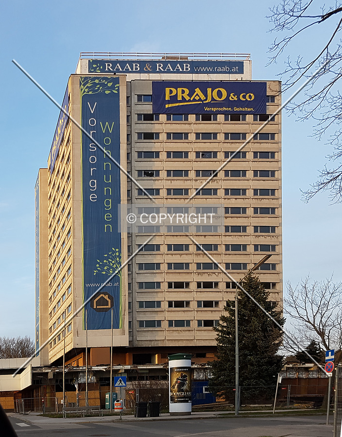Airo Tower Hotel by Nephilim