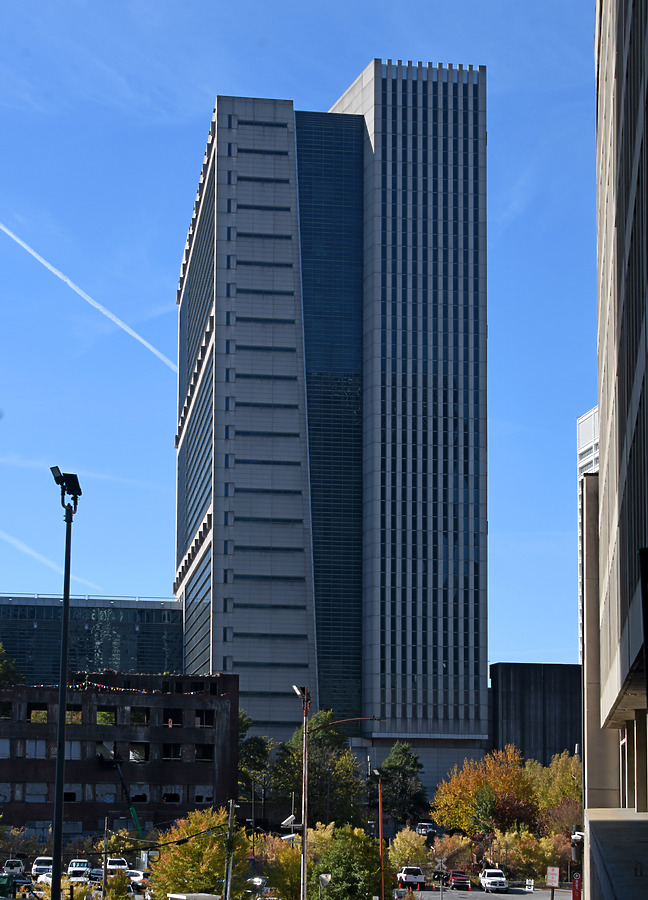 Sam Nunn Atlanta Federal Center by John W. Cahill