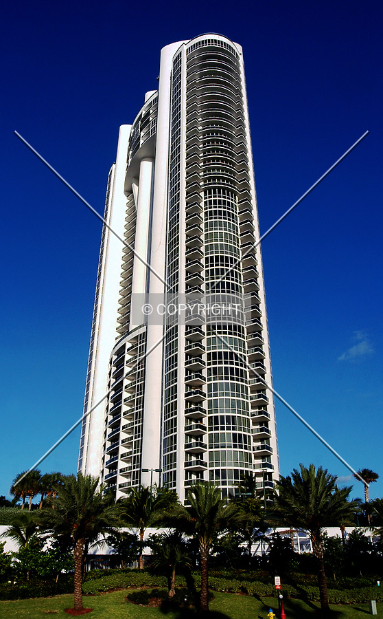 Trump Palace by Jorge Molina