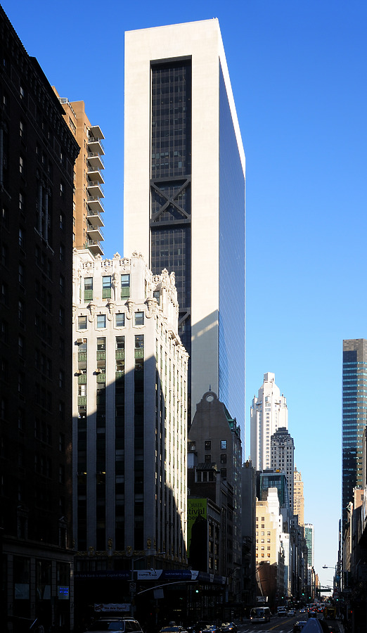 Solow Building by David Guija