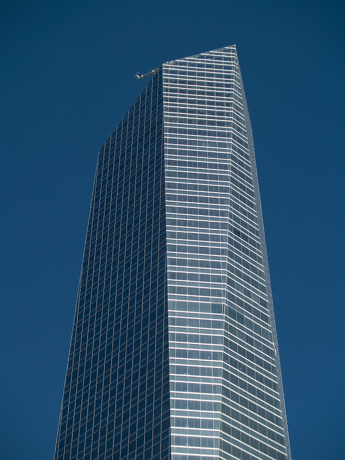 Torre de Cristal by Cesar Serrano