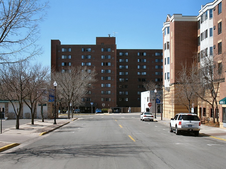 Bridge Square Apartments by James Peacock