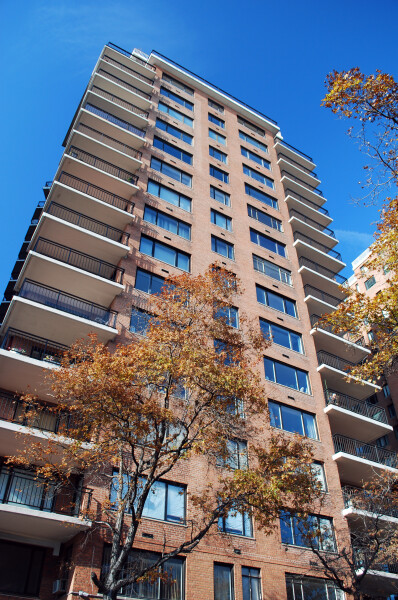 60 Sutton Place South