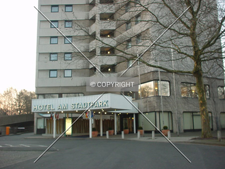 Hotel am Stadtpark by Nephilim