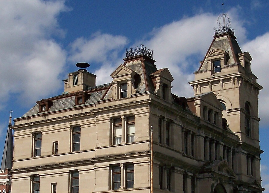 Federal Building by Ryan Hildebrand