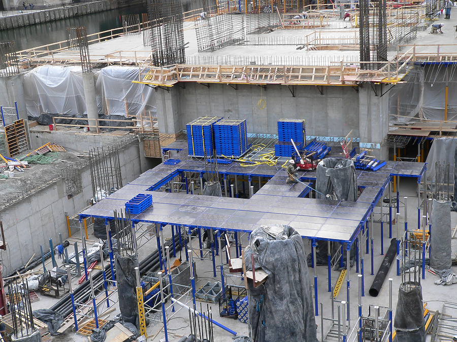 Trump International Hotel & Tower by B. Victor Adams