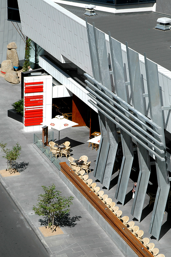 Eureka Tower by John Bek