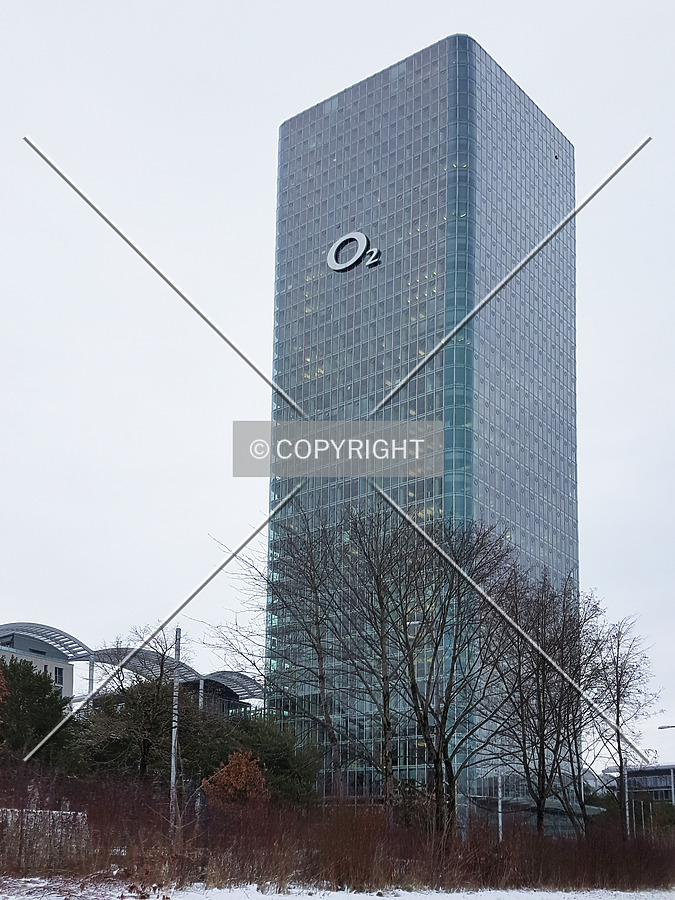 Hochhaus Uptown München by Nephilim