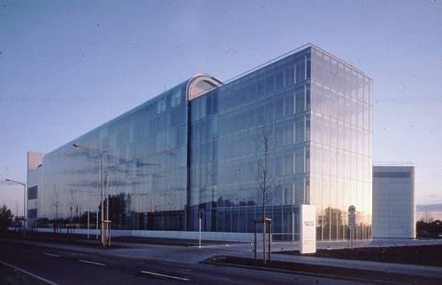 Verbundnetz Gas AG by Eike Becker Architekten