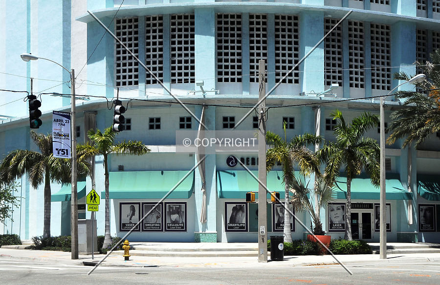 Vue at Brickell by Jorge Molina