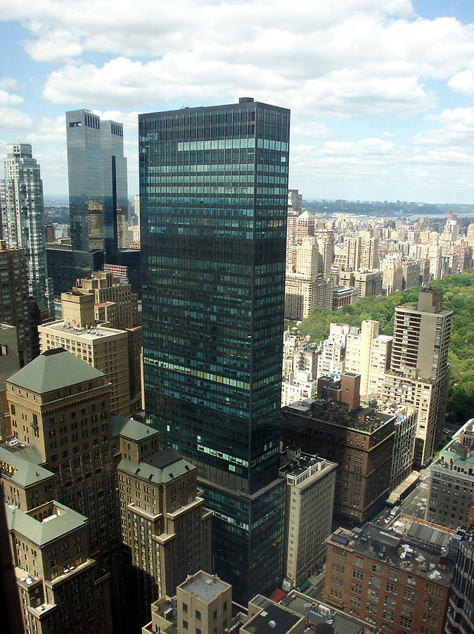 888 7th Avenue by Nate Lindsey