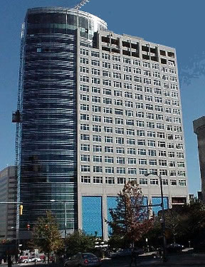 1801 North Lynn Street by Harmon Limited