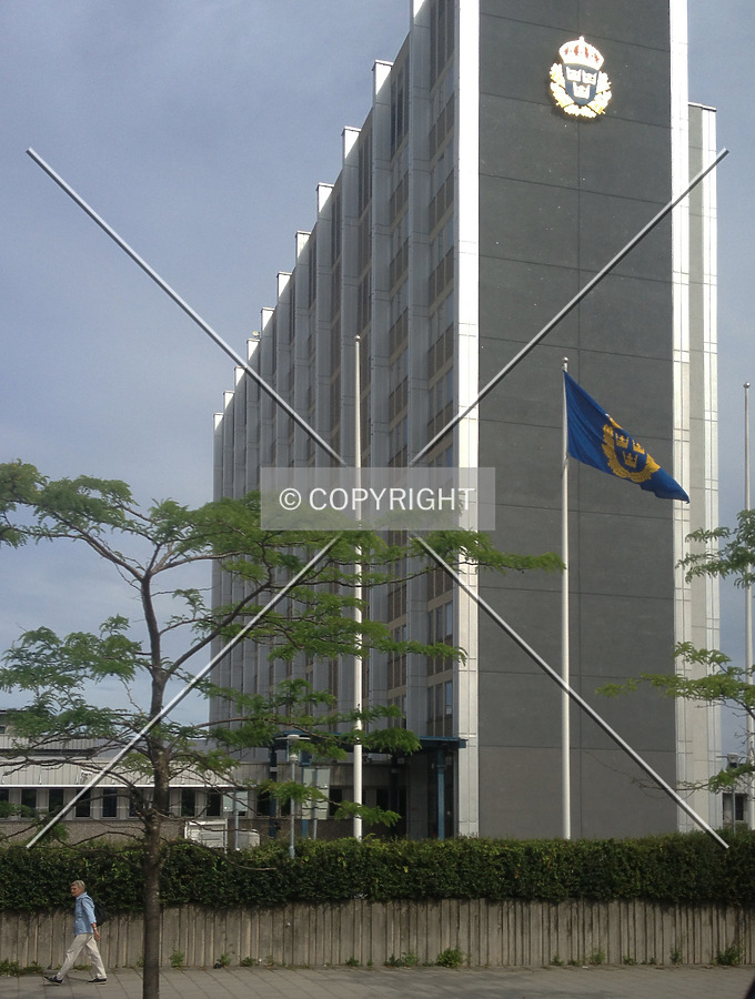 Polishuset by Nephilim