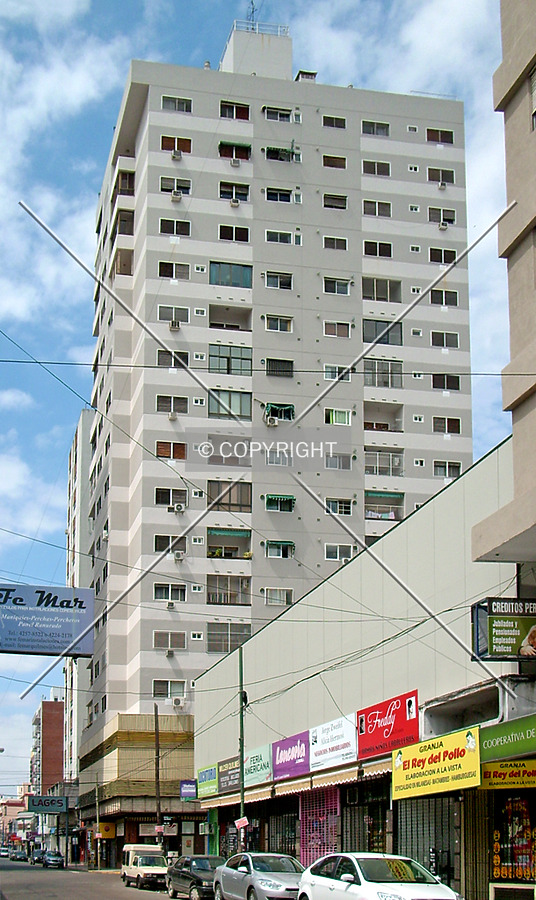 Edificio Florencia by Jerónimo Acosta