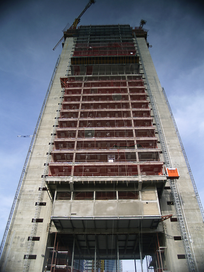 Torre Caja Madrid by Cesar Serrano