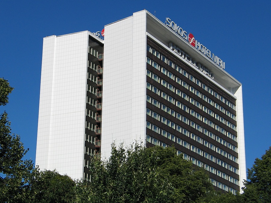 Sokos Hotel Viru by Anders Skærlund Petersen