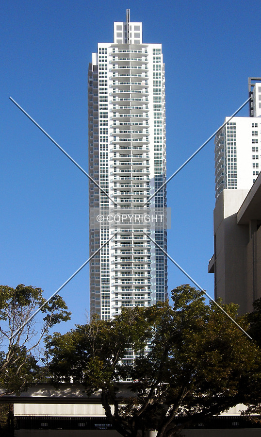 Plaza on Brickell Tower I by Jorge Molina
