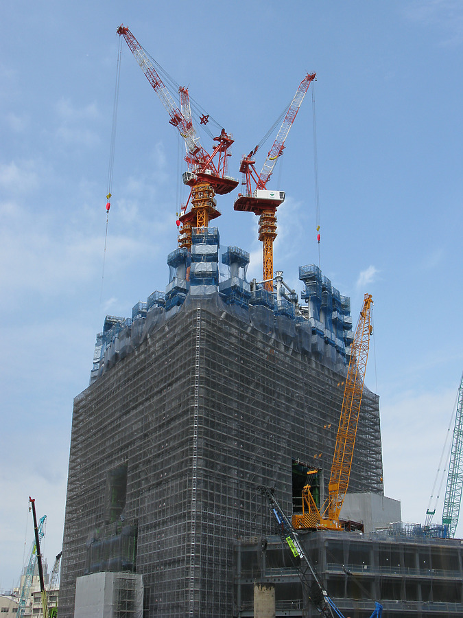 Tokyo Sky Tree by Kevin Hemphill
