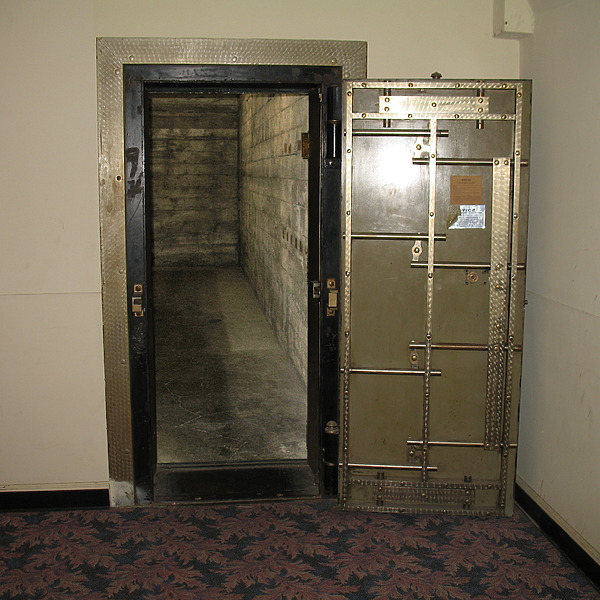 Bank of Italy Building by Jason Ferguson