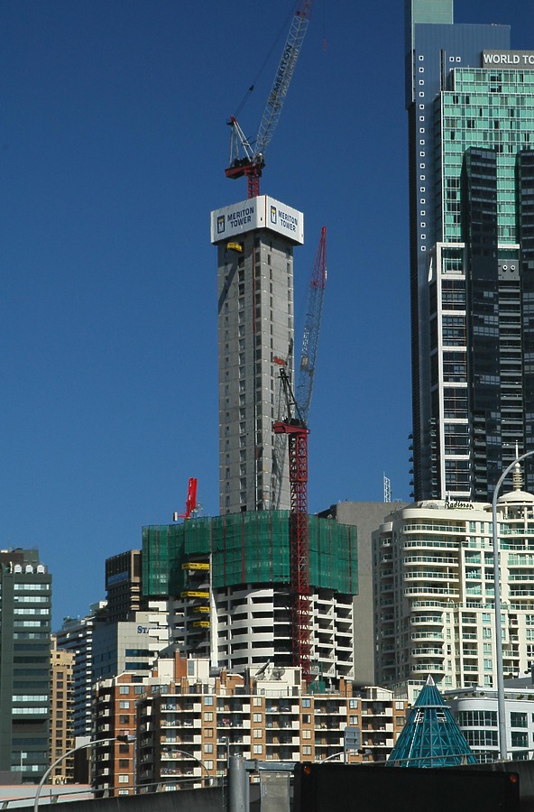 Meriton Tower by John Bek