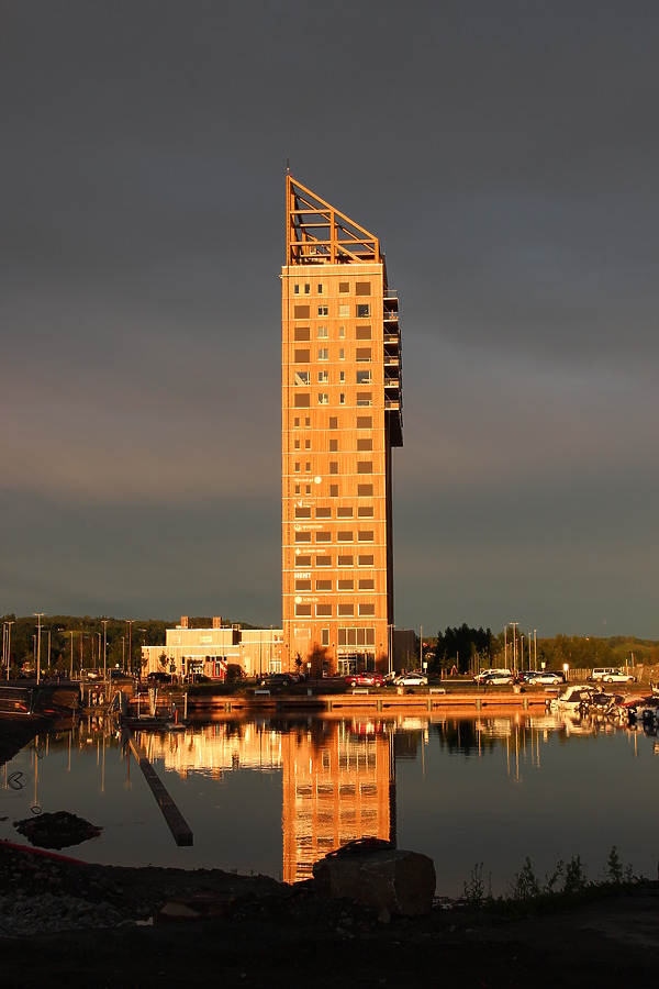 Mjøstårnet by Kjetil Balog