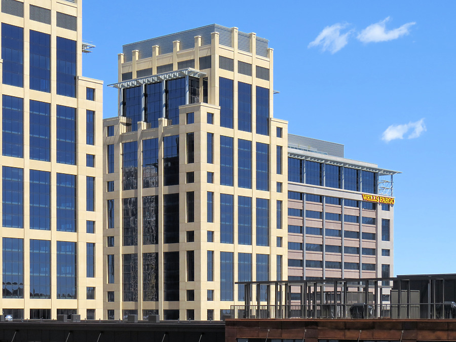 Wells Fargo 600 Tower by James Peacock