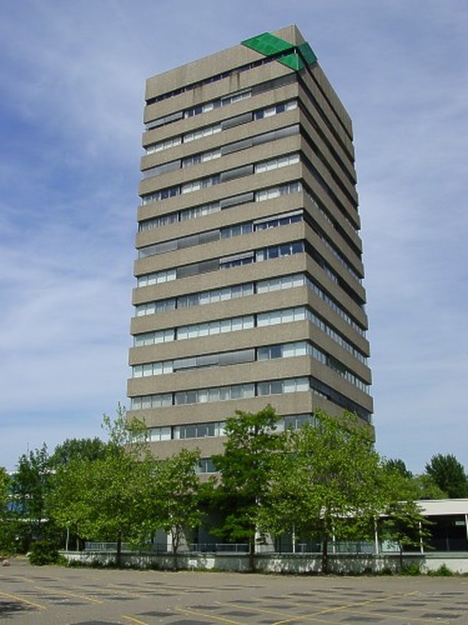 Engelse Kamp 6 by Michiel van Dijk