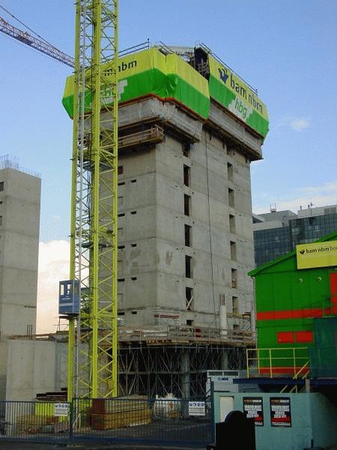 WTC H Toren by Michiel van Dijk