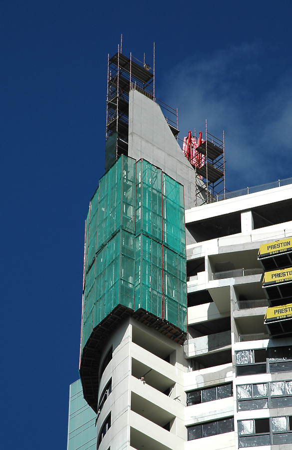 Meriton Tower by John Bek