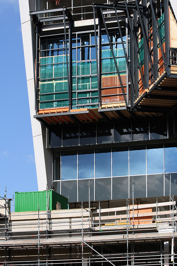 Stadskantoor Leyweg by Michiel van Dijk