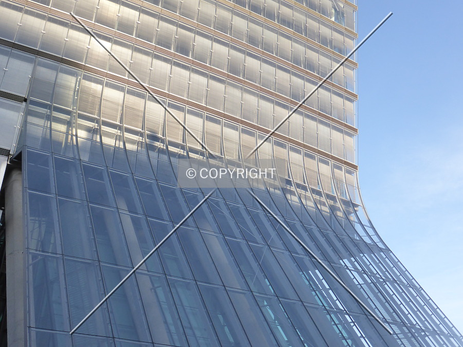 Uniqa Tower by Nephilim