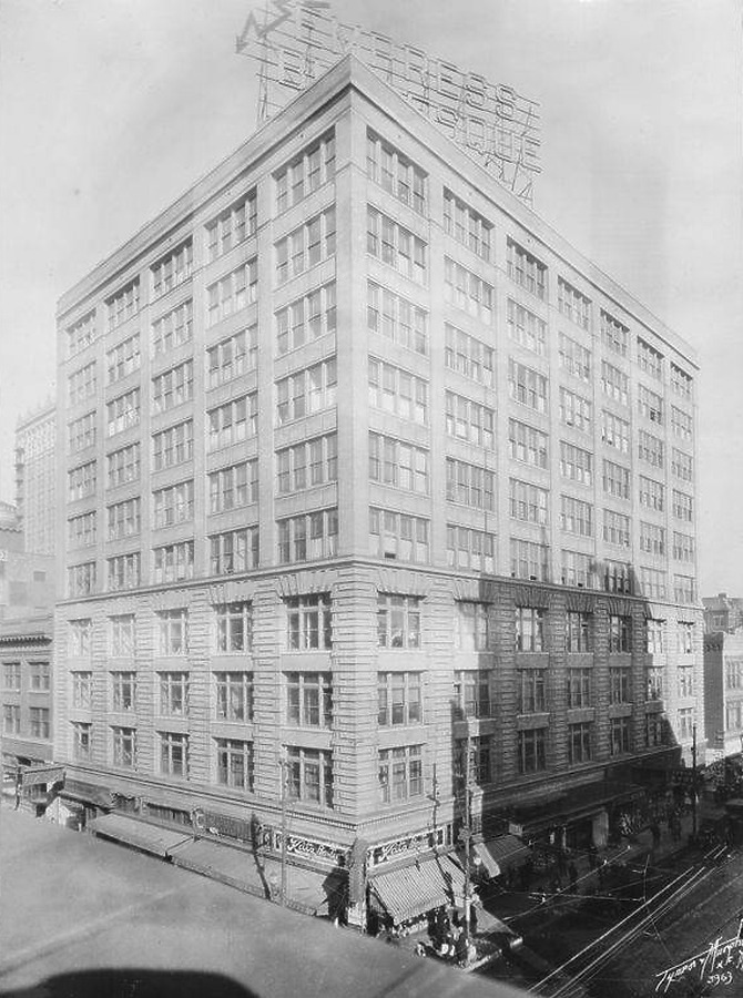 Argyle on 12th by Missouri Valley Special Collections, Kansas City Public Library, Kansas City, Missouri