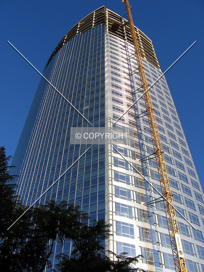 Torre Repsol YPF by Maximiliano Buono