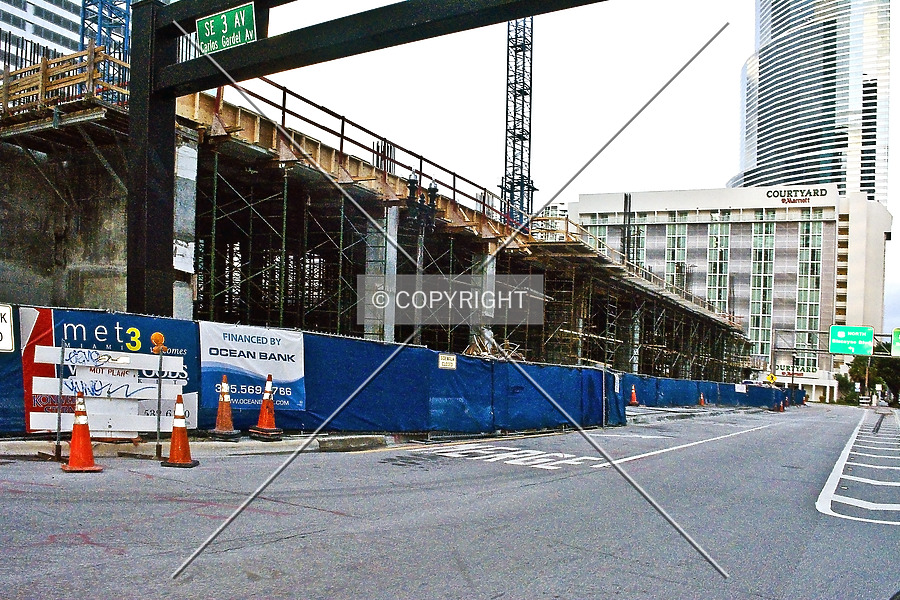 Monarc at Met 3 by Jorge Molina