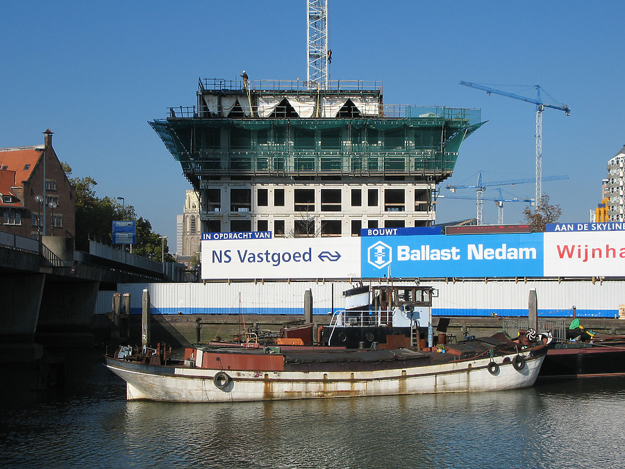 Wijnhaeve by Michiel van Dijk