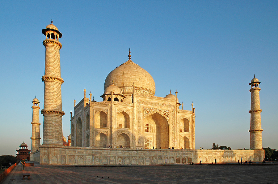 Taj Mahal by John Bek