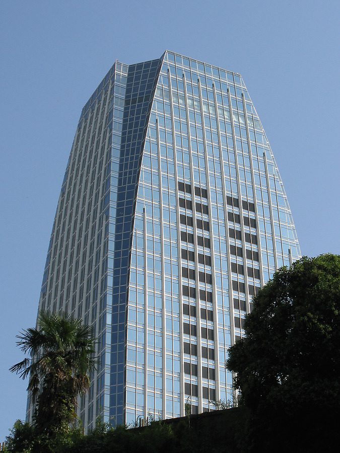 Atago Green Hills Mori Tower by Kevin Hemphill