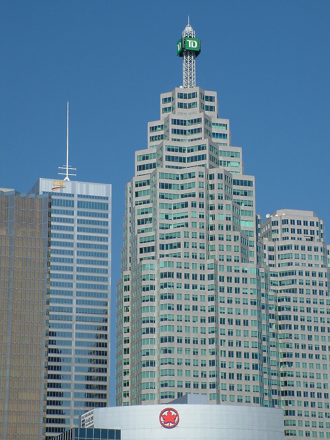 Canada Trust Tower by Pedro Marcelino