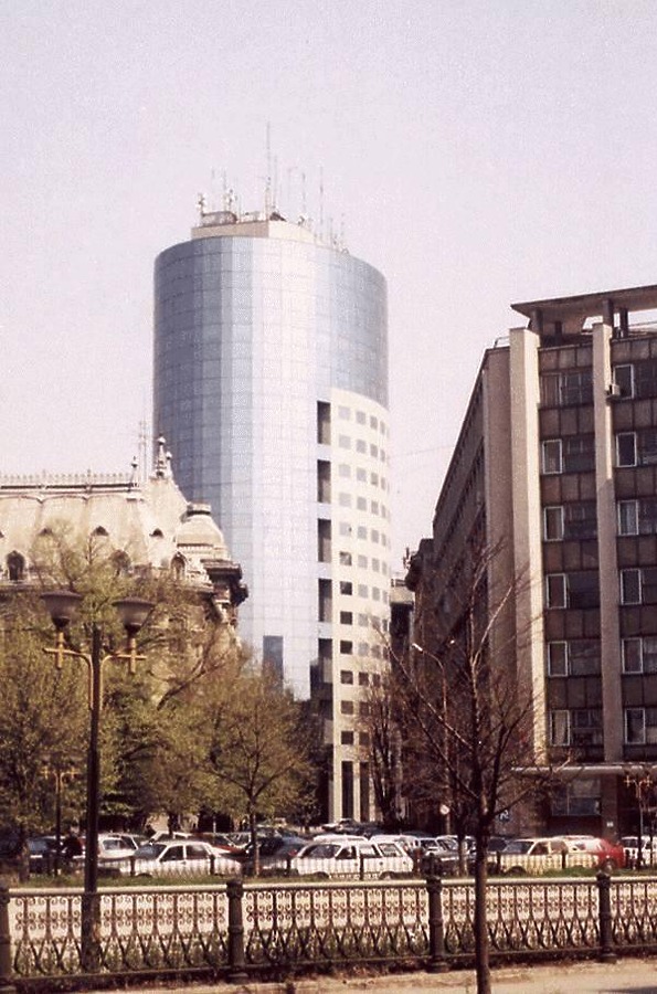 Bucharest Financial Plaza by Delia Dragan