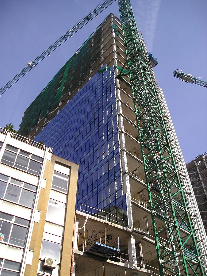 Isozaki Atea I by Mikel Allende