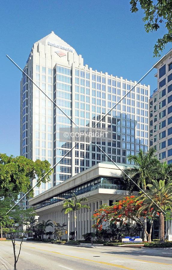 Bank of America Plaza by Jorge Molina