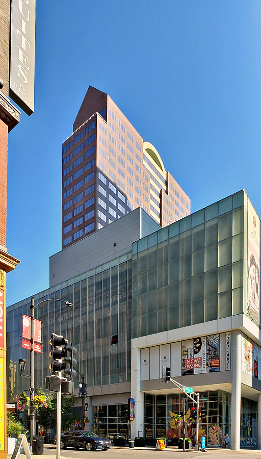 600 Washington by Ryan Hildebrand